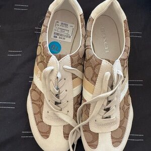 Coach Women's Tan and Cream Sneakers